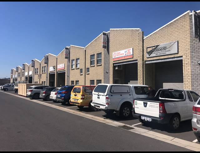 154M² MINI FACTORY RENTED IN BRACKENFELL CENTRAL